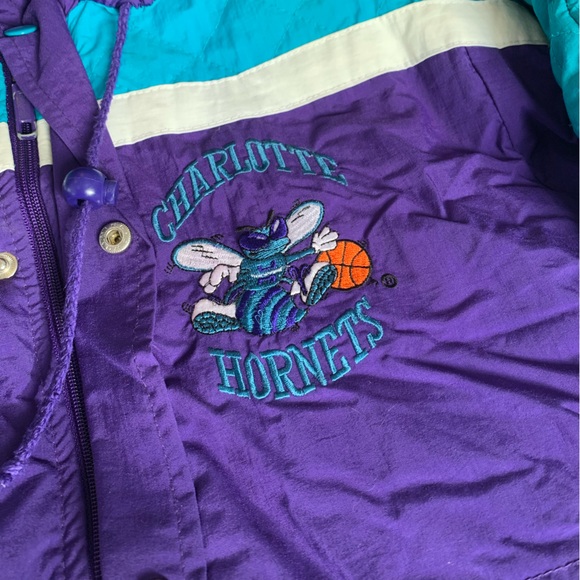 Vintage 1990’s Charlotte Hornets NBA Kid’s Sports Jacket - Picture 3 of 6